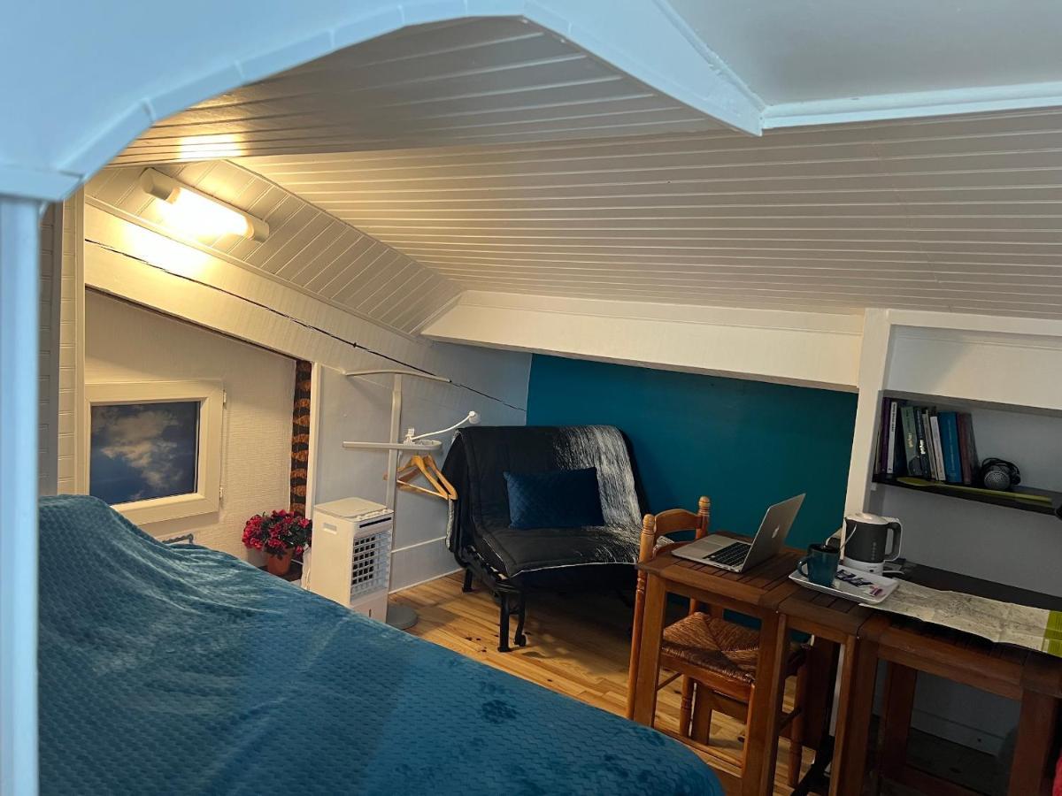 Maison D'Hotes L'Escale Du Loup Blanc Maringes Exteriör bild